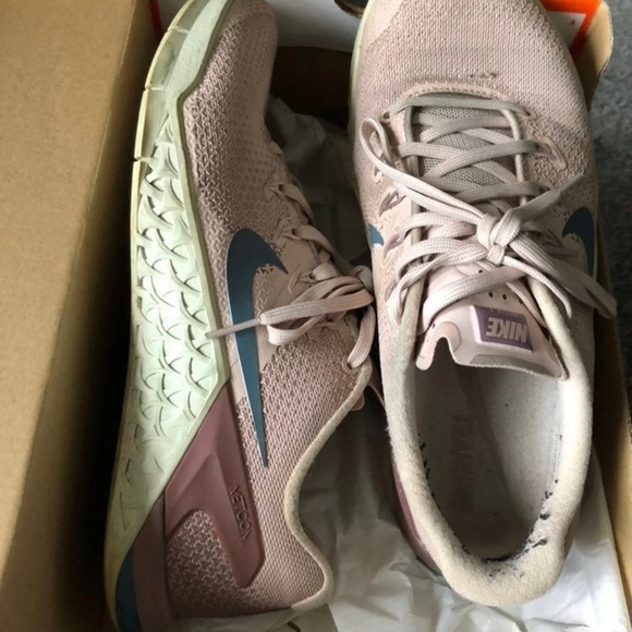Nike Metcon 4 - Picture 3 of 5